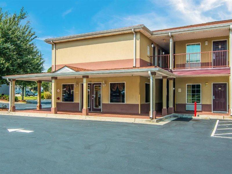 Americas Best Value Inn - Мейблтон Экстерьер фото