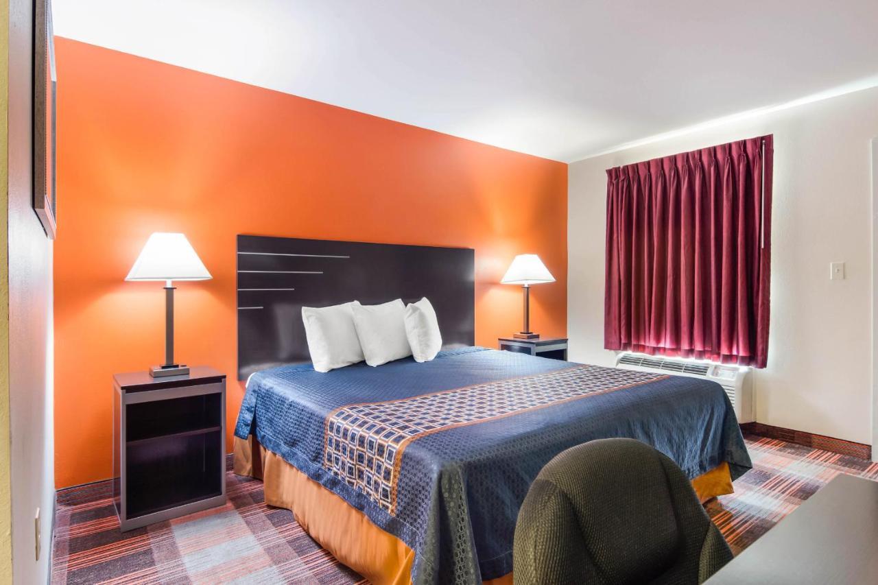 Americas Best Value Inn - Мейблтон Экстерьер фото
