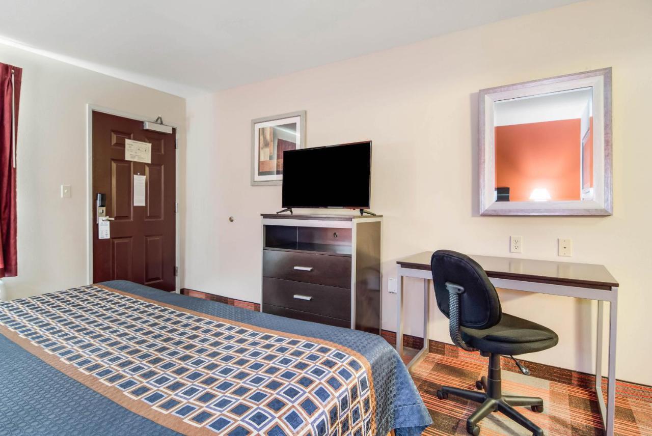 Americas Best Value Inn - Мейблтон Экстерьер фото
